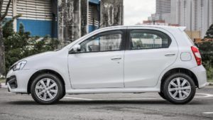 Toyota etios - carros com seguro mais baratos